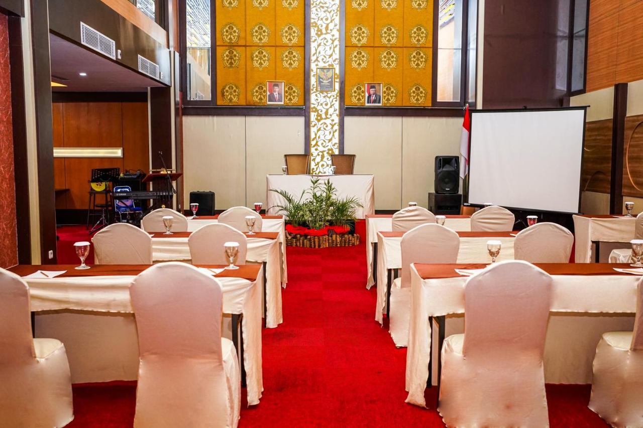Jle'S Hotel Manado Eksteriør billede