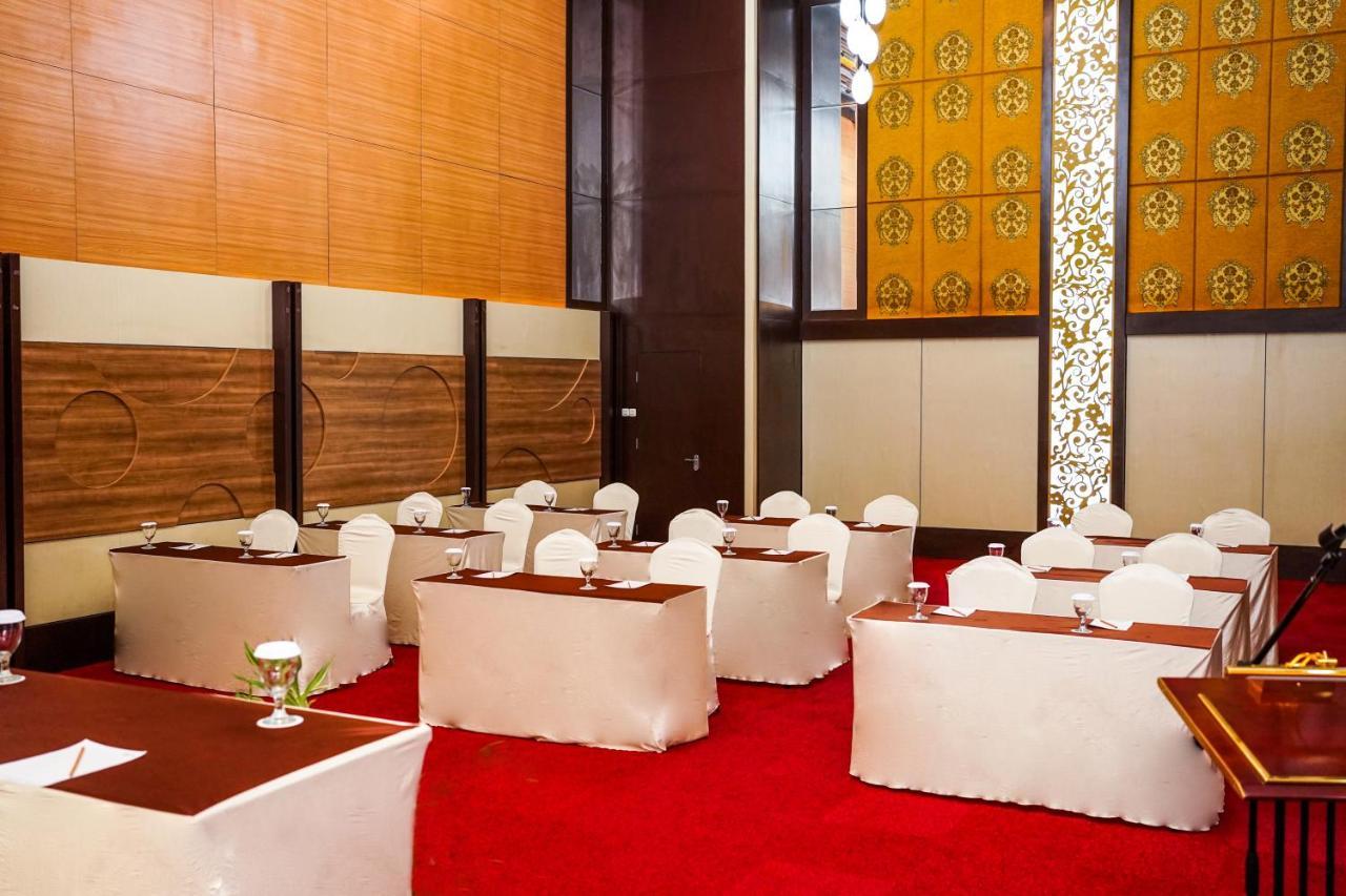 Jle'S Hotel Manado Eksteriør billede