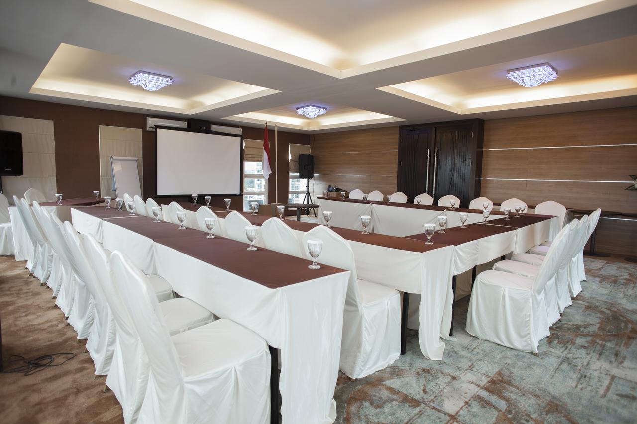 Jle'S Hotel Manado Eksteriør billede