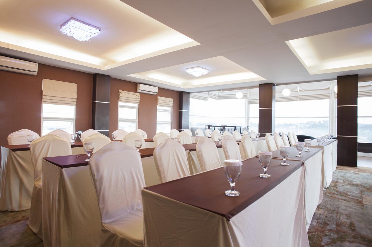 Jle'S Hotel Manado Eksteriør billede